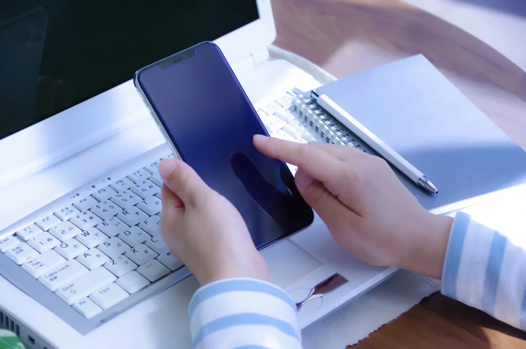 TikTok運用代行の費用相場に関するよくある質問